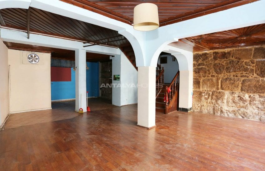 Commercial Property on the Central Location in Antalya 2
