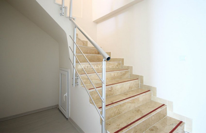 Hun Homes Real Estate for Sale 29