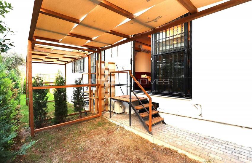 Flat with Private Garden Usage in Mersin Yenisehir 20