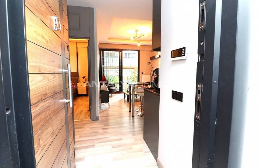 Flat with Private Garden Usage in Mersin Yenisehir 21