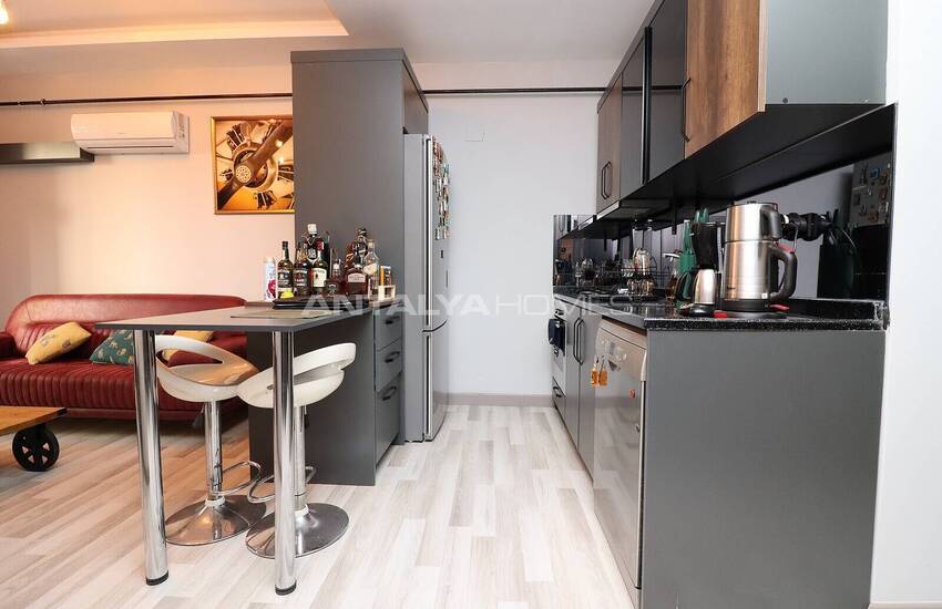 Flat with Private Garden Usage in Mersin Yenisehir 10