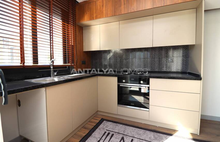 The Flats with En-suite Bathrooms in Tece Mersin 14