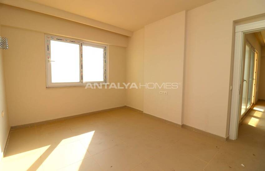 Квартиры в Комплексе с Личным Пляжем и Аквапарком в Мерсине 13