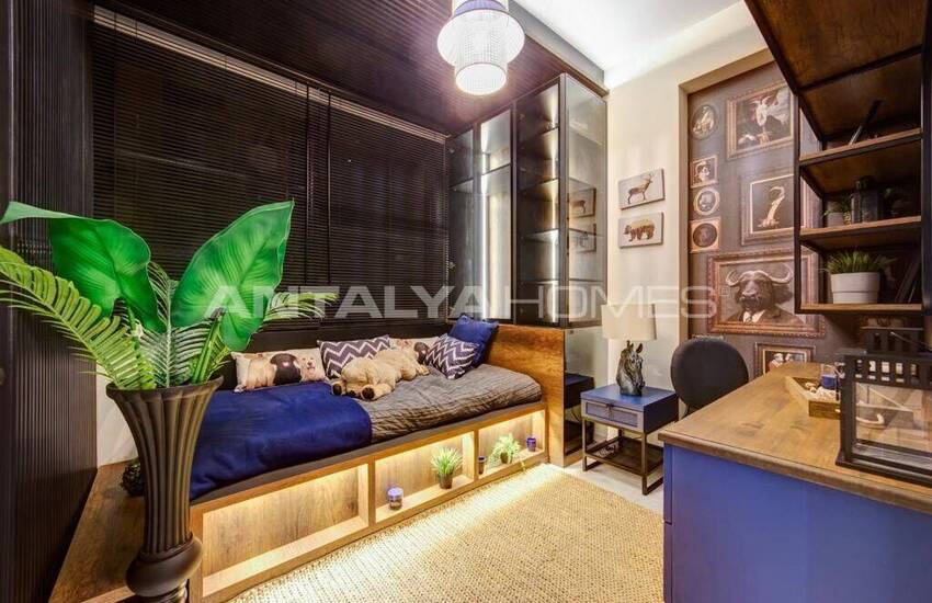 Mersin Yenişehir'de Şehir Manzaralı Satılık Daireler 16