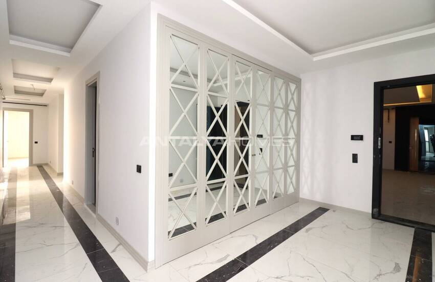 Ruime Woonkamers In Mersin Erdemli 33