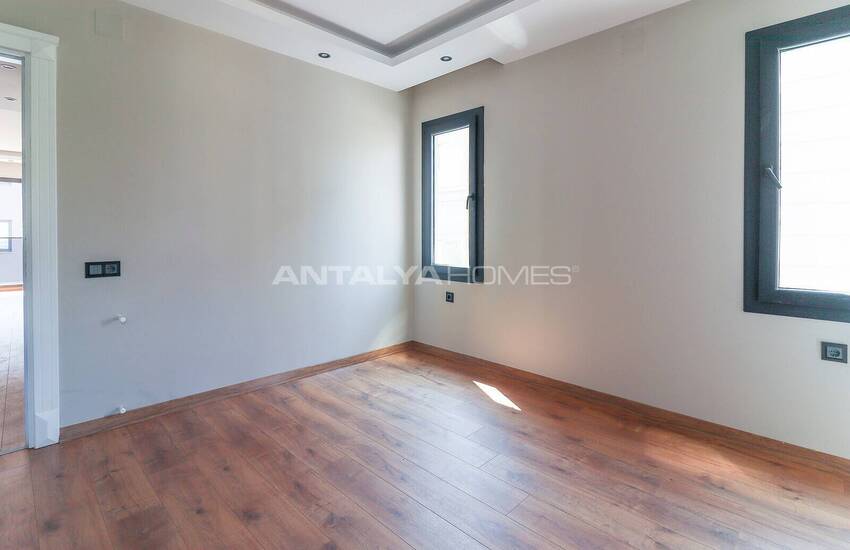 Ready to Move Apartment Near the Sea in Mersin Erdemli 11