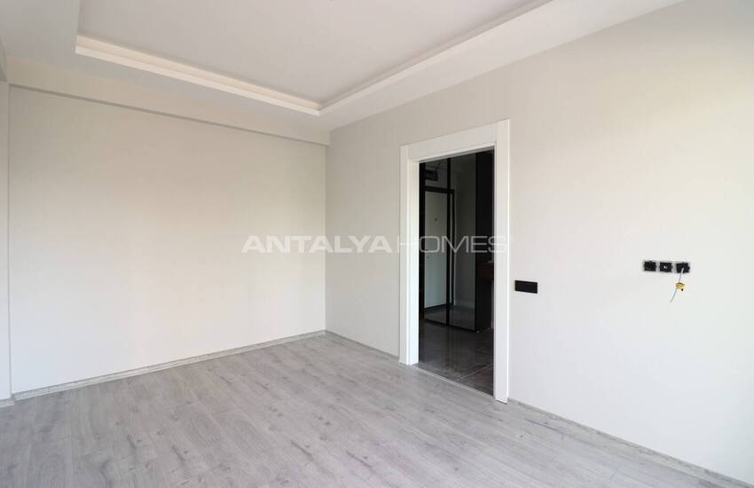 Apartments in a Complex with Extensive Features in Mersin Erdemli 10