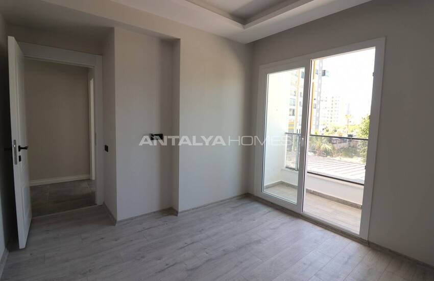 Apartments in a Complex with Extensive Features in Mersin Erdemli 21