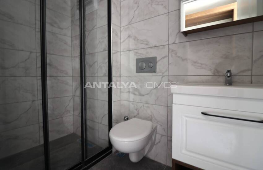 Apartments in a Complex with Extensive Features in Mersin Erdemli 25