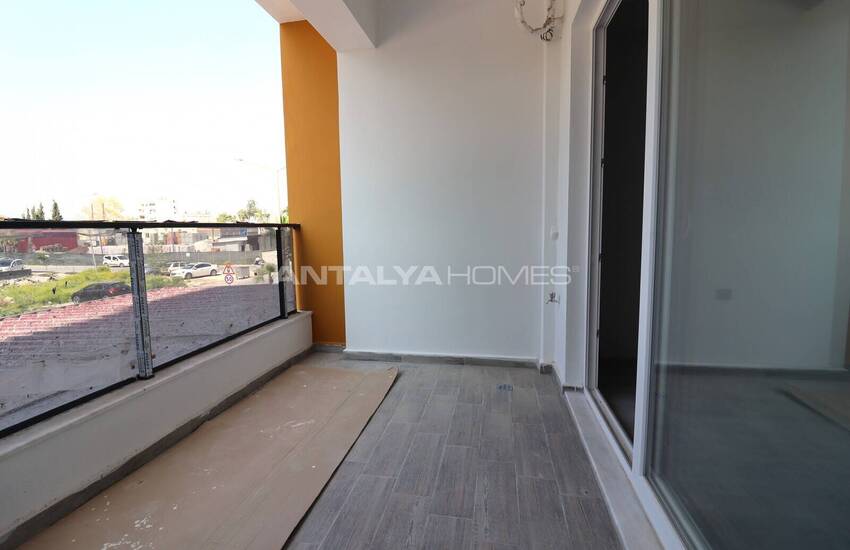 Apartments in a Complex with Extensive Features in Mersin Erdemli 26