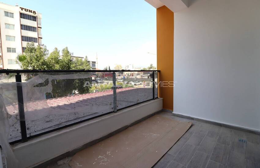 Apartments in a Complex with Extensive Features in Mersin Erdemli 27