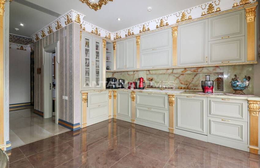 آپارتمان شیک 4 خوابه آماده تحویل در مرسین 20