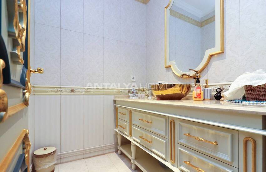 آپارتمان شیک 4 خوابه آماده تحویل در مرسین 37