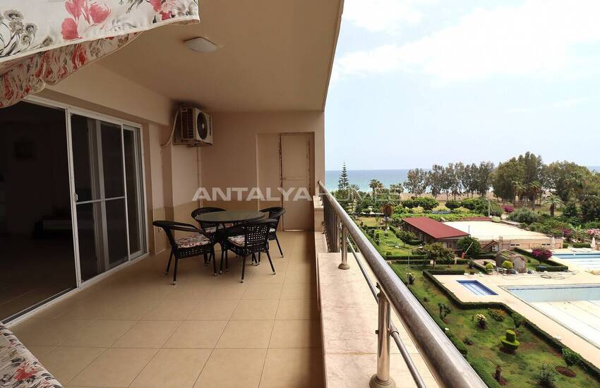 Immobilier Dans Une Résidence Avec Plage Privée À Mersin 32