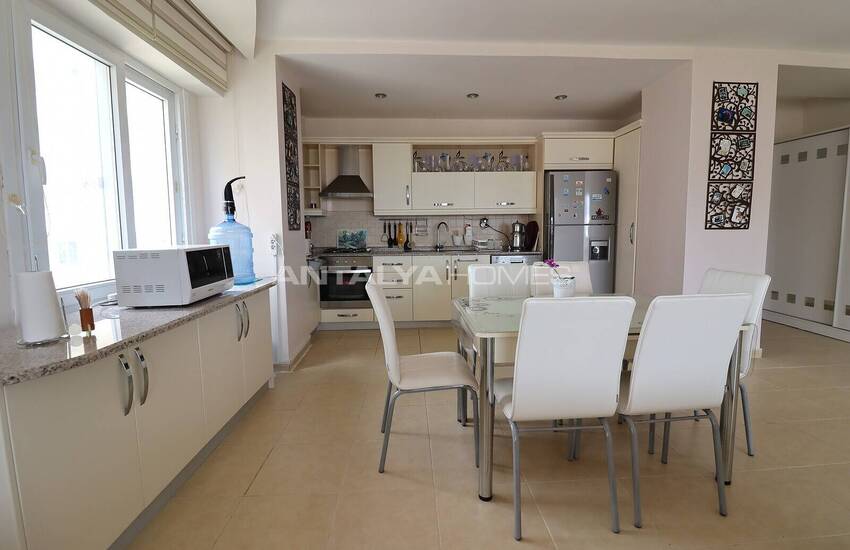 Immobilier Dans Une Résidence Avec Plage Privée À Mersin 20