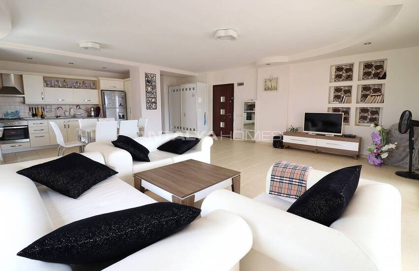 Immobilier Dans Une Résidence Avec Plage Privée À Mersin 14