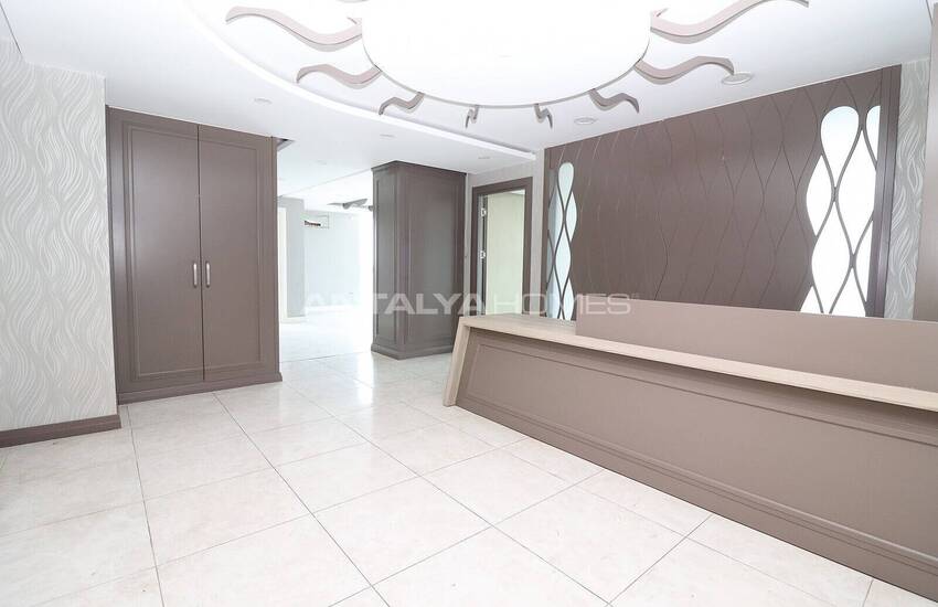 Företag Med Rymlig Användning Motsätter Sig Mersins Hamn 16