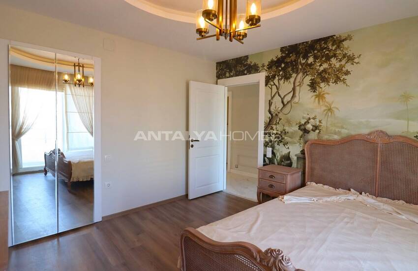 Tece'de Plaja Yürüme Mesafesinde Ebeveyn Banyolu Daireler 35