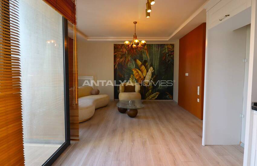 Tece'de Plaja Yürüme Mesafesinde Ebeveyn Banyolu Daireler 31