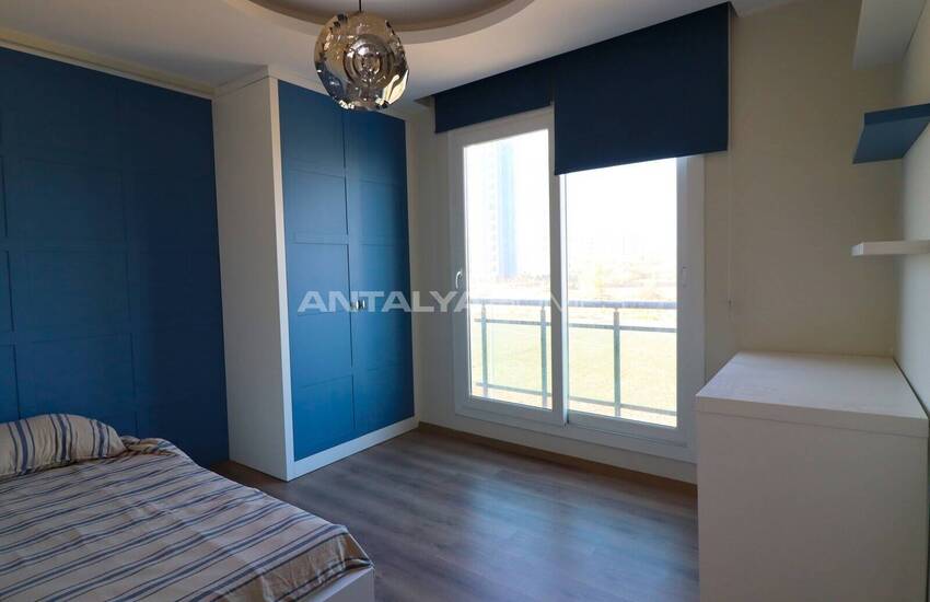 Tece'de Plaja Yürüme Mesafesinde Ebeveyn Banyolu Daireler 43