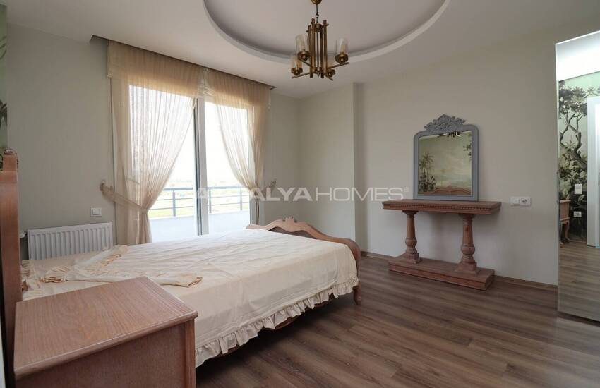 Tece'de Plaja Yürüme Mesafesinde Ebeveyn Banyolu Daireler 42