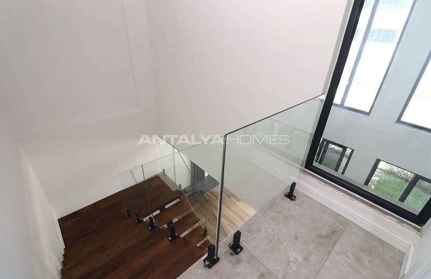 فيلا بحرفية عالية الجودة وإطلالة على المناظر الطبيعية في مرسين 17