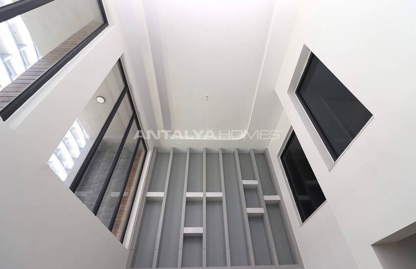 فيلا بحرفية عالية الجودة وإطلالة على المناظر الطبيعية في مرسين 18