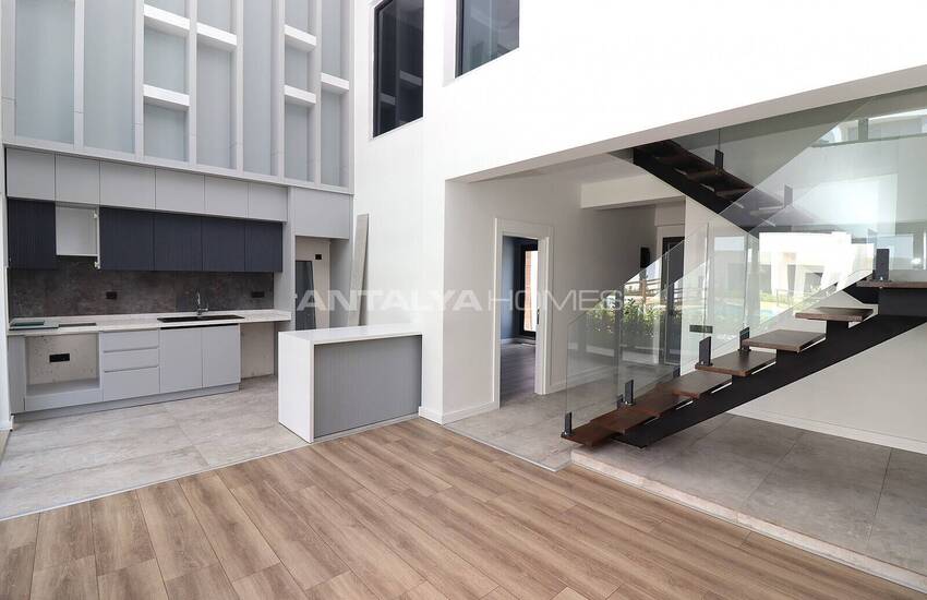 فيلا بحرفية عالية الجودة وإطلالة على المناظر الطبيعية في مرسين 9