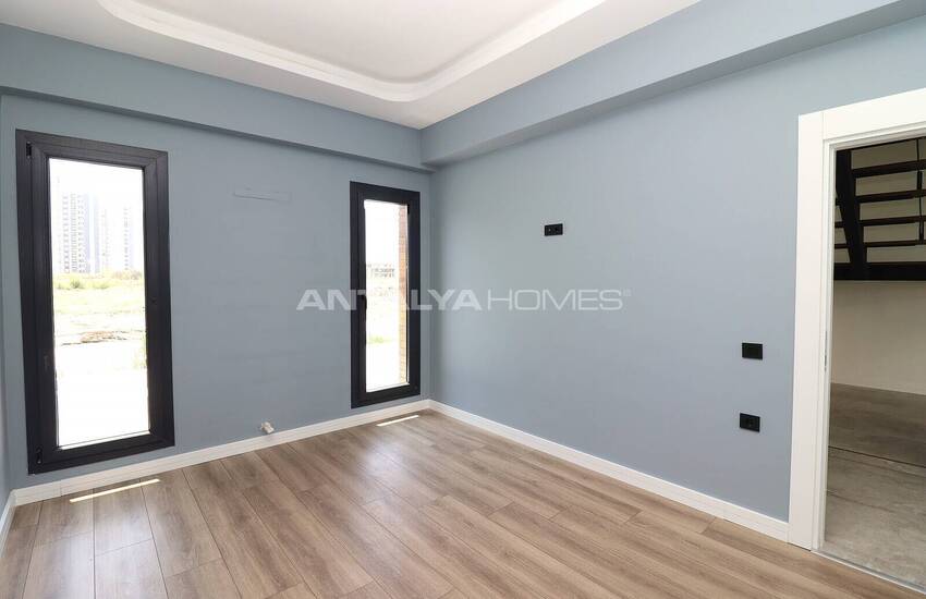 فيلا بحرفية عالية الجودة وإطلالة على المناظر الطبيعية في مرسين 13