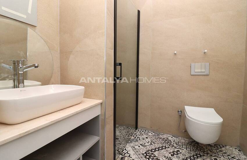 فيلا بحرفية عالية الجودة وإطلالة على المناظر الطبيعية في مرسين 14