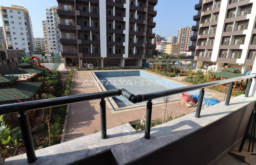 Appartements Vue Mer Et Ville Dans Un Complexe À Erdemli Mersin  14