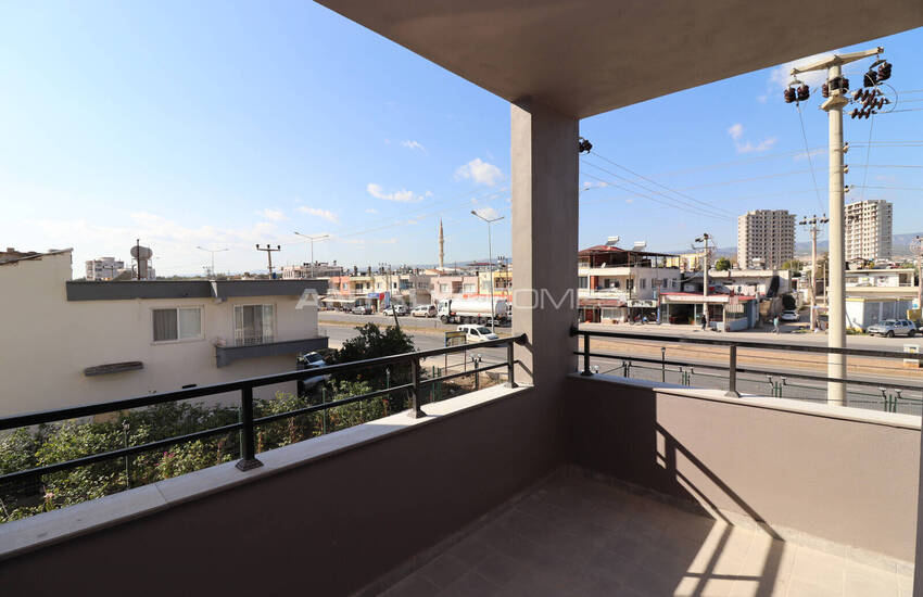 Mersin Erdemli'de Sahile Yakın Sitede Sıfır Daireler 21