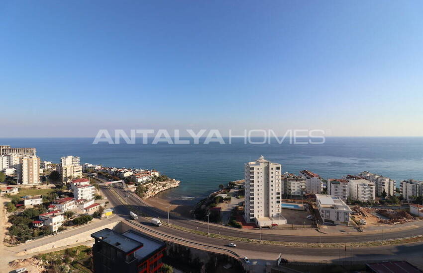 Новые квартиры рядом с морем в Мерсин Аяс 28