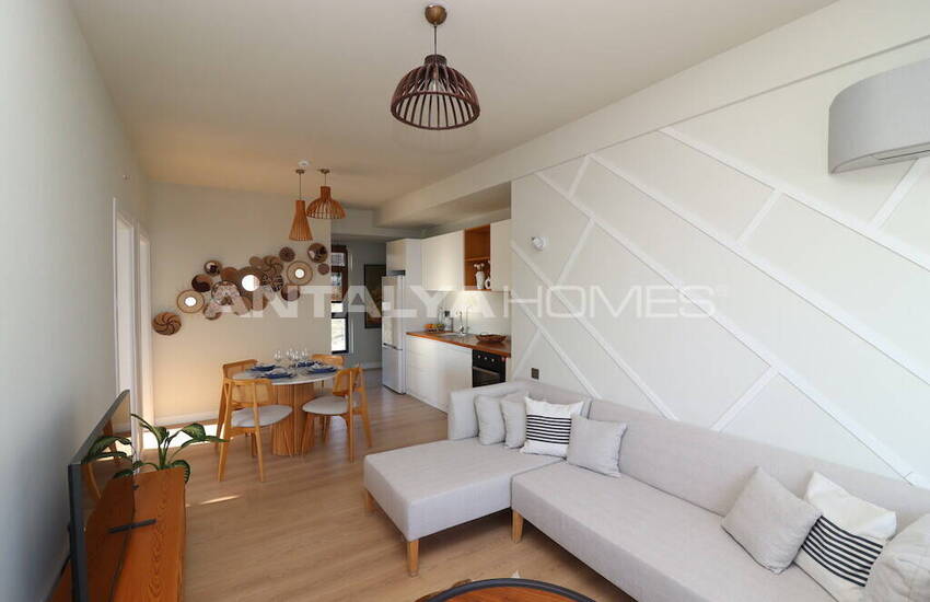 Новые квартиры рядом с морем в Мерсин Аяс 20