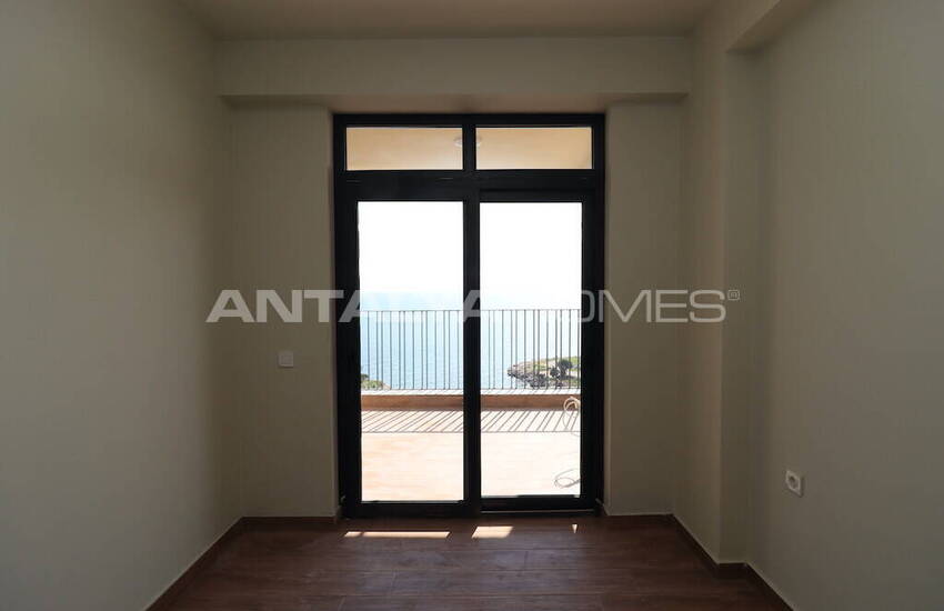 Key-ready Apartments with Sea Views in Ayaş Mersin 22
