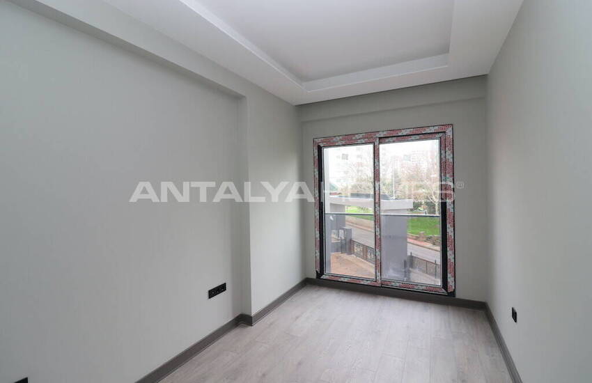 Mersin Mezitli'de Sosyal Olanaklara Yakın Sıfır Daireler 19