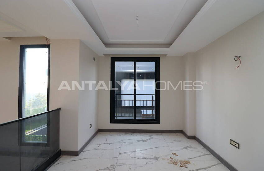 Виллы С Видом На Город И Море В Мезитли Мерсин 30