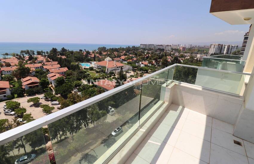Mersin'de Havuzlu Sitede Uygun Fiyatlı Deniz Manzaralı Daire 23