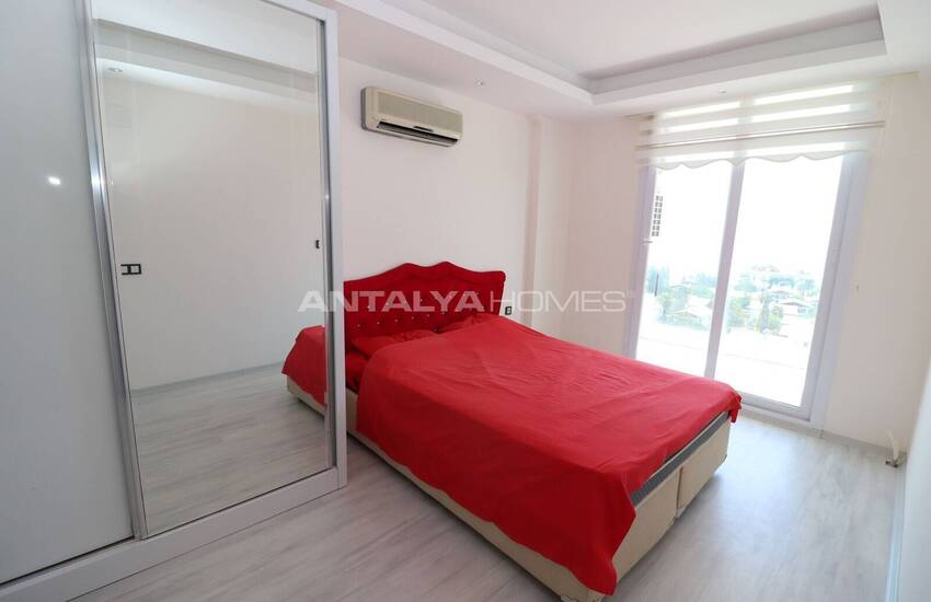 Mersin'de Havuzlu Sitede Uygun Fiyatlı Deniz Manzaralı Daire 26