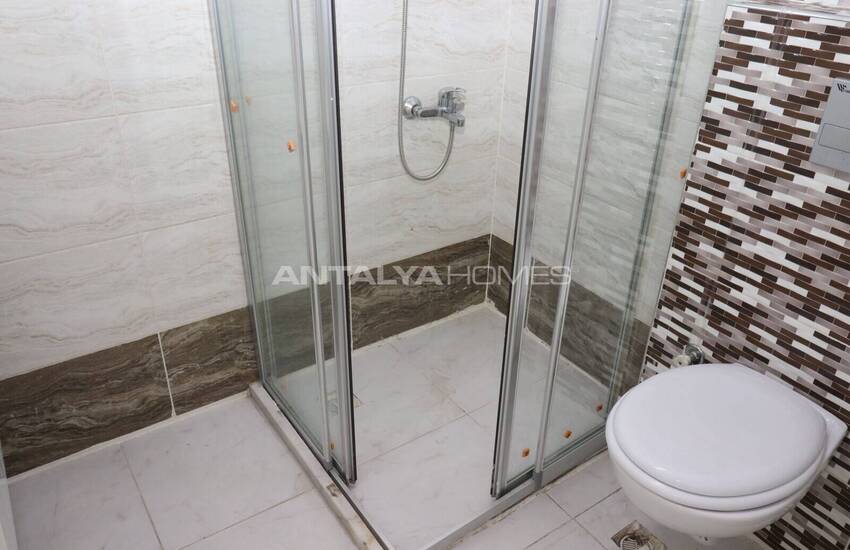 Mersin'de Havuzlu Sitede Uygun Fiyatlı Deniz Manzaralı Daire 30