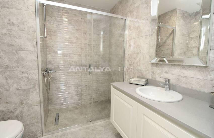 Well Located Real Estate in a Complex in Istanbul Kadikoy