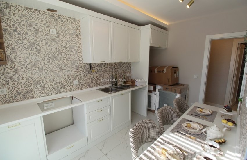 Chic Real Estate in İstanbul with an Indoor Swimming Pool