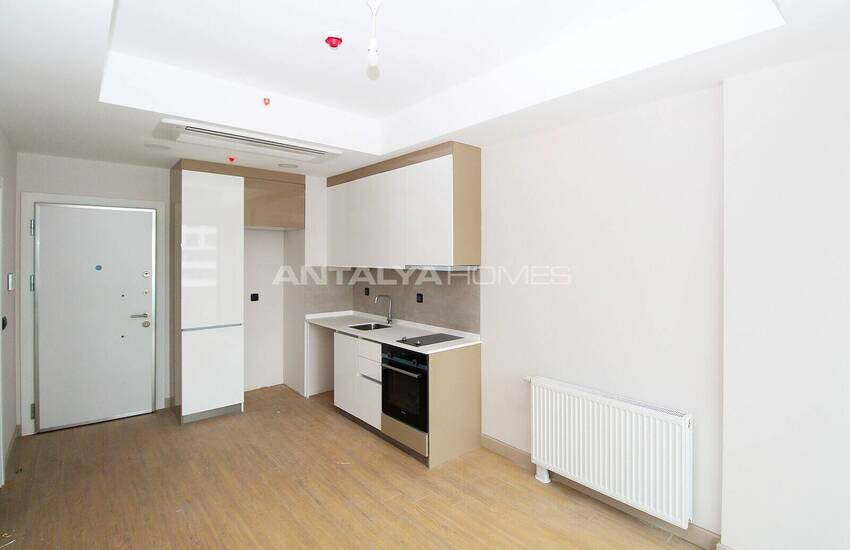 Luxe Apartment for Sale on Main Road in Istanbul Kucukcekmece