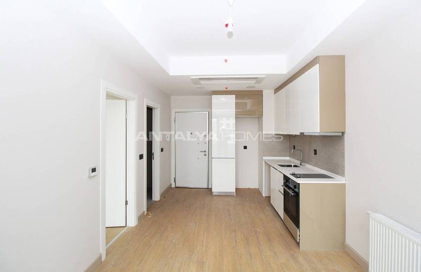 Luxe Apartment for Sale on Main Road in Istanbul Kucukcekmece