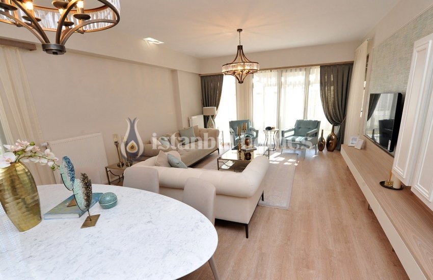 Luxurious Apartments with Contemporary Landscaping in Avcılar