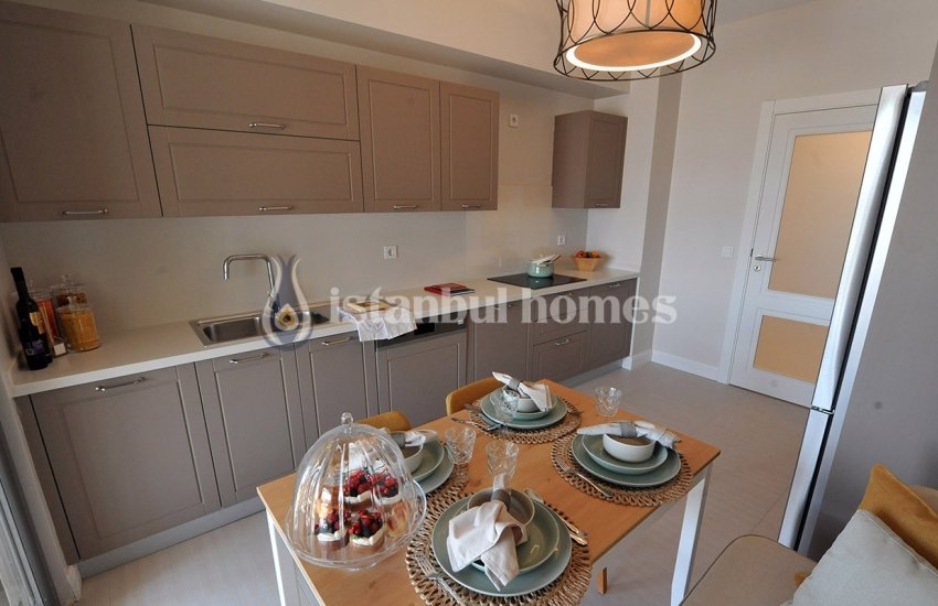 Luxurious Apartments with Contemporary Landscaping in Avcılar