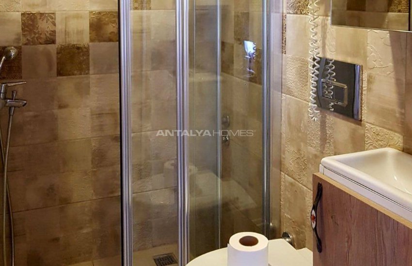 Well-located Commercial Property in Kaleici Antalya 7