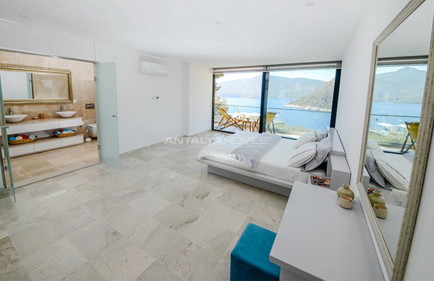 Sea View Spectacular Holiday House with Infinity Pool in Kalkan Turkey 17