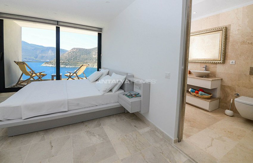 Sea View Spectacular Holiday House with Infinity Pool in Kalkan Turkey 18
