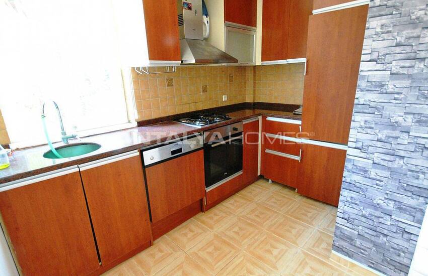 Kemer’in Merkezi Konumunda 2 Yatak Odalı Daire 6